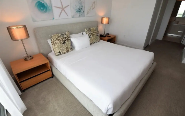 photo 3 of Ocean & Bay View Residence 1 Bed 1 Bath @ Beachwalk Hallandale Beach