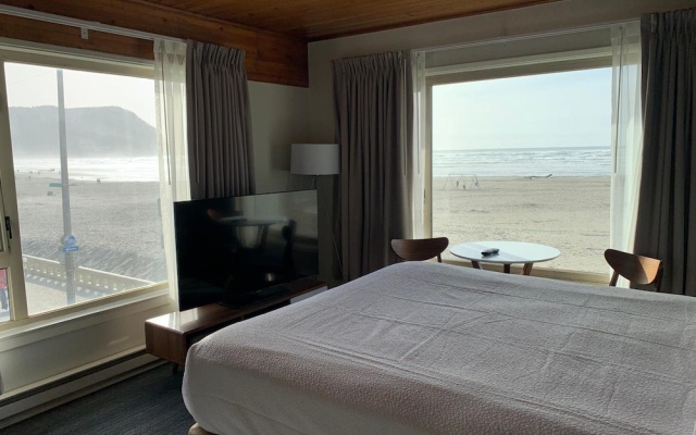photo 5 of The Ocean Front at Seaside