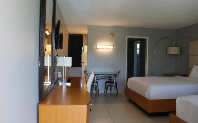 photo 2 of Ocean Mile Hotel