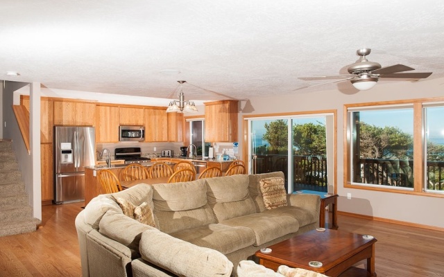 photo 3 of Ocean Vista Getaway by RedAwning