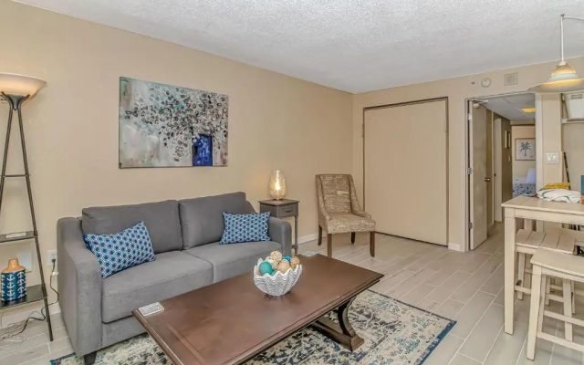 photo 3 of Oceanfront 1 Bedroom 2 Bath Suite Boardwalk 439