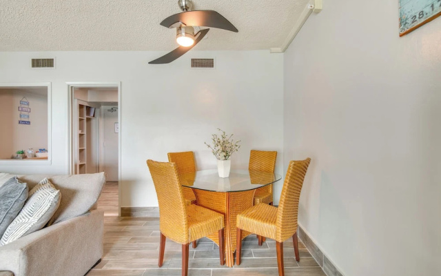 photo 4 of Walk to Shore: Satellite Beach Condo w/ Ocean View