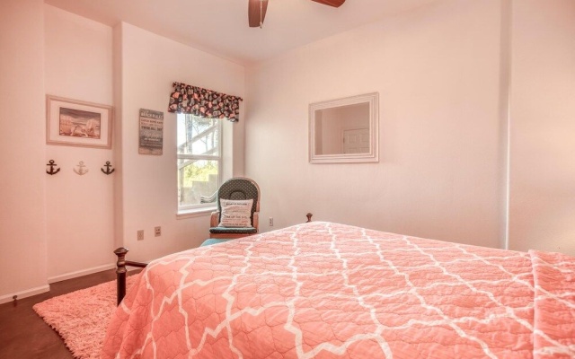 photo 5 of Oceanview Hot Tub and Cozy Bonus Room - Charming Coastal Retreat