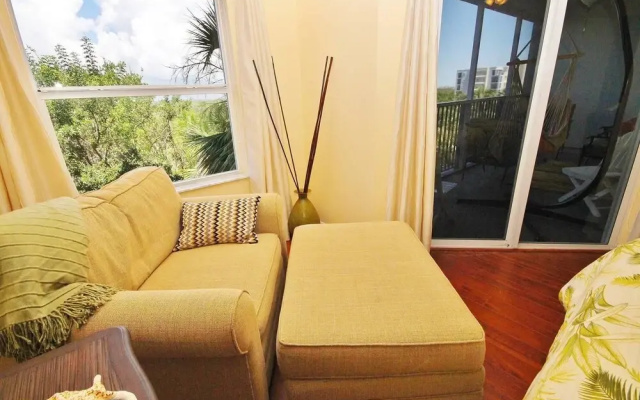 photo 2 of Oceanwalk 9-405 Apartment 3