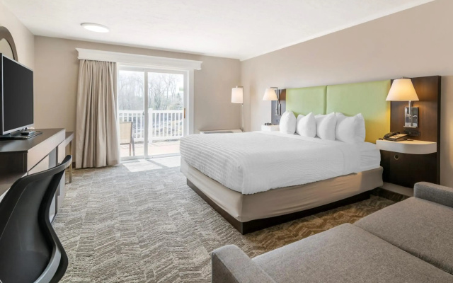 photo 4 of Ogunquit River Inn & Suites