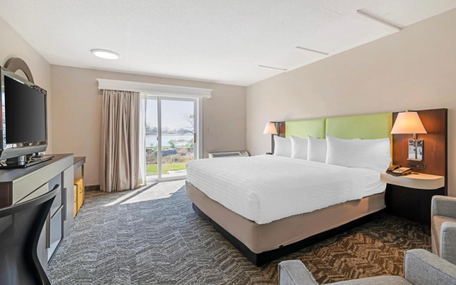 photo 5 of Ogunquit River Inn & Suites