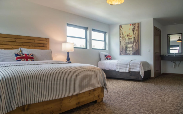 photo 4 of Okoboji Commons Hotel