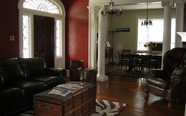 photo 2 of Olde Square Inn Bed and Breakfast