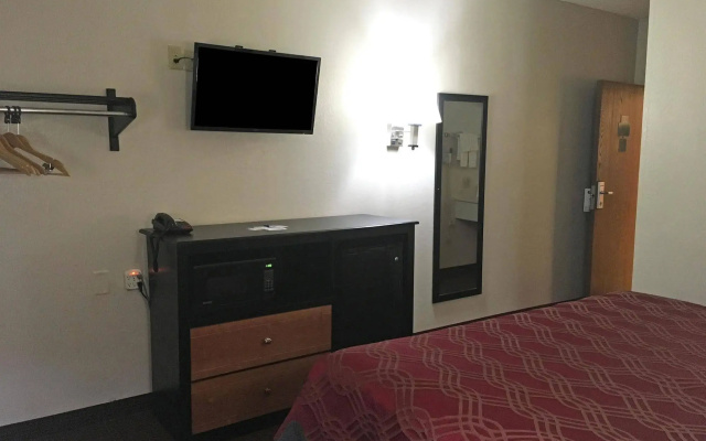 photo 4 of Americas Best Value Inn Omaha