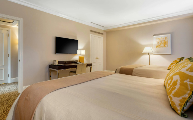 photo 4 of Omni Berkshire Place
