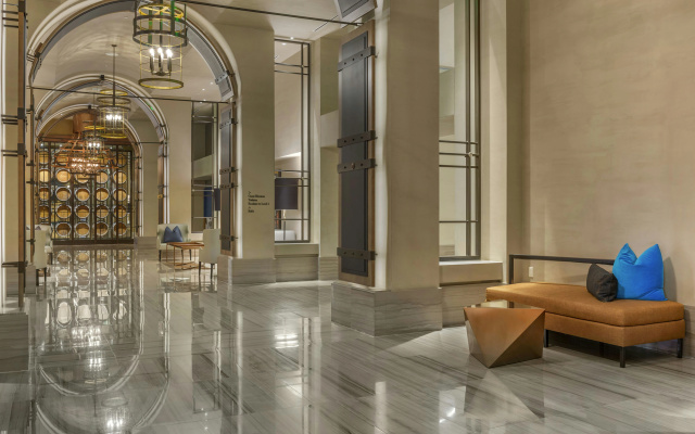 photo 2 of Omni Louisville Hotel