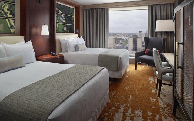 photo 4 of Omni Louisville Hotel