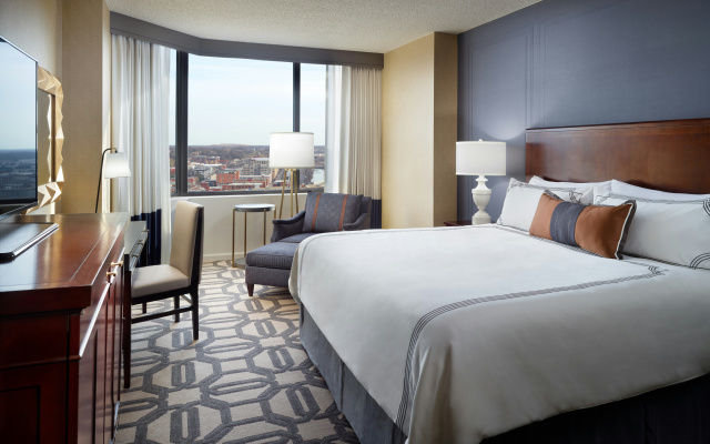photo 4 of Omni Richmond Hotel