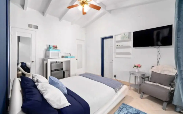 photo 4 of On The Sand Beach Front House! Ocean Experience! 2 Bedroom Home