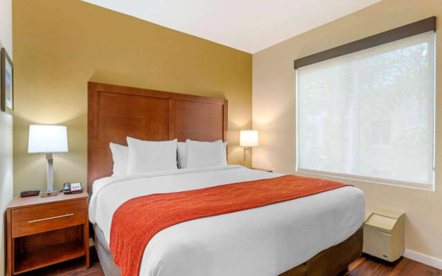 photo 5 of Comfort Inn & Suites near Ontario Airport