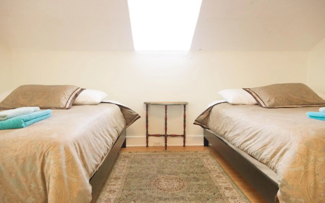 photo 4 of Orange Drive Hostel