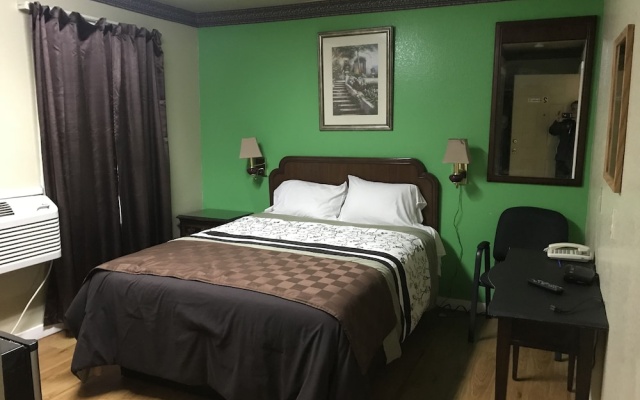 photo 5 of Outpost Motel