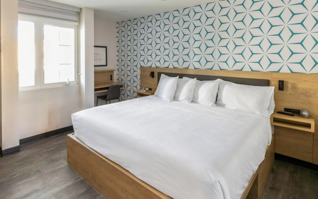 photo 3 of Kasa Niche Hotel Redwood City
