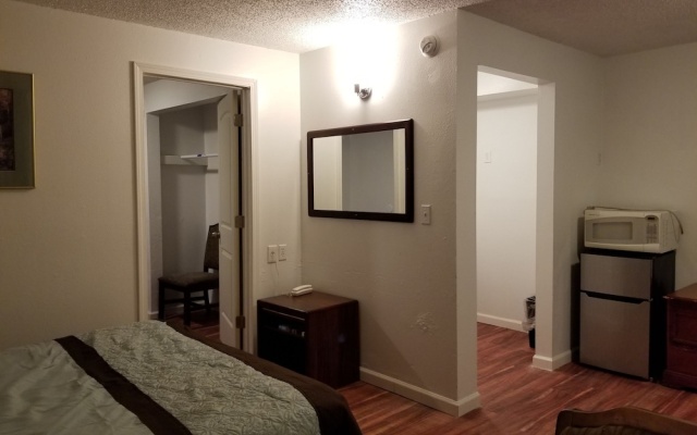 photo 5 of Pacific Lodge Tacoma