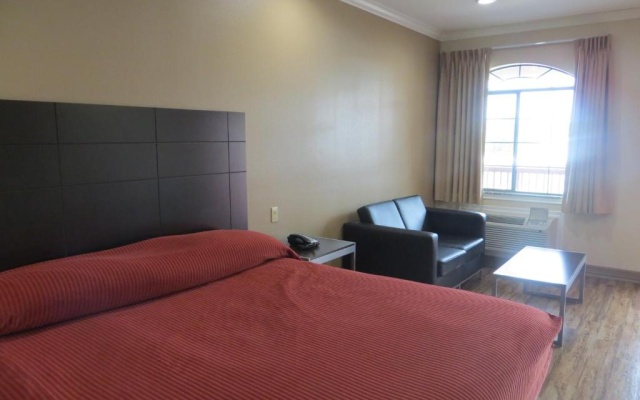 photo 3 of Palace Inn Westheimer