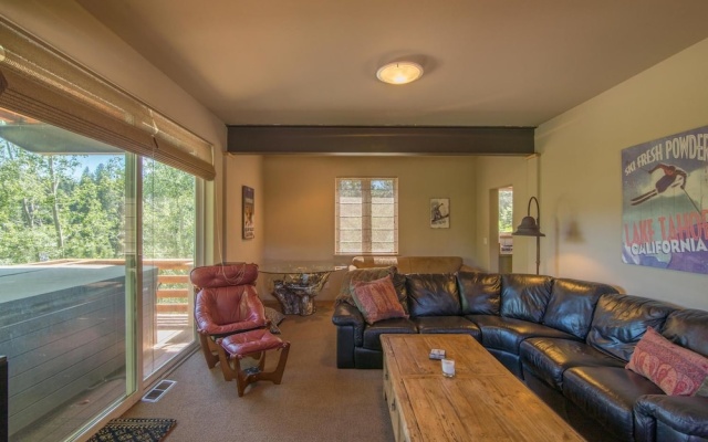 photo 3 of Palisades 4 Bedroom Holiday Home By Tahoe Truckee