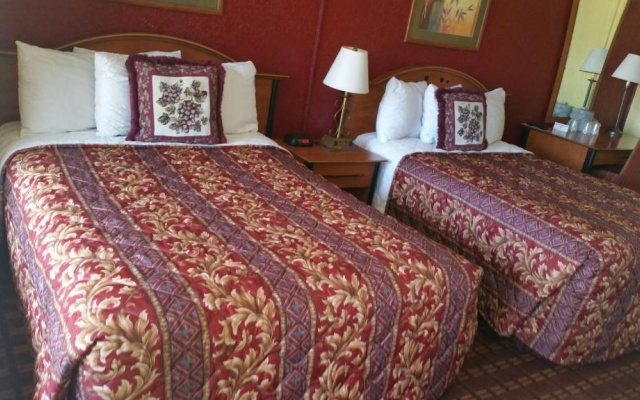 photo 2 of Palms Inn