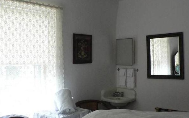photo 2 of Panama Hotel