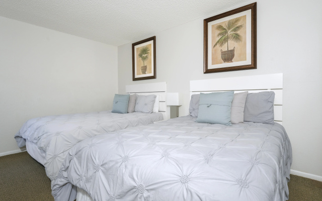photo 4 of Parc Corniche Condominium Suite Hotel