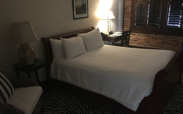 photo 3 of Park Plaza Hotel