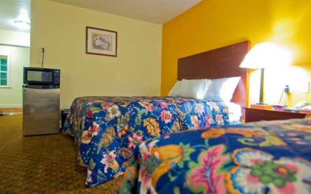 photo 4 of Passport Inn And Suites Middletown