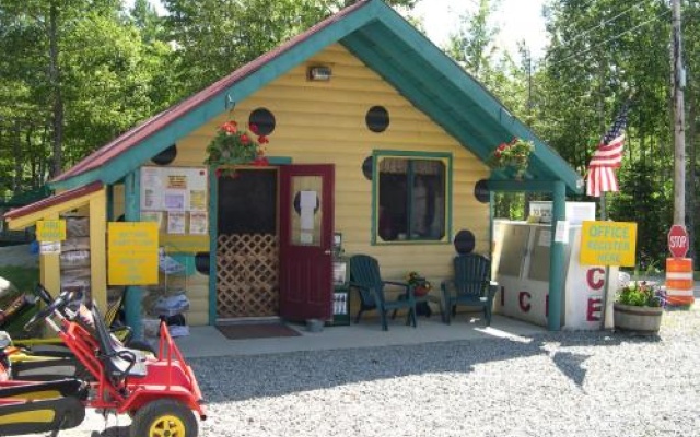 photo 3 of Patten Pond Camping Resort Apartment 2