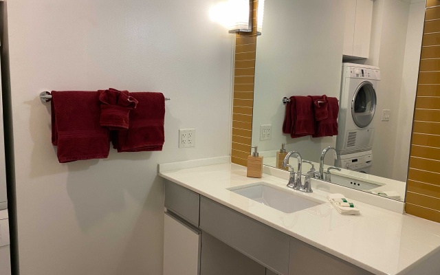 photo 4 of Peachy 1Br Apt | Great Value | Downtown Dallas