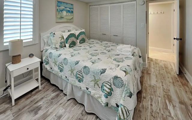 photo 3 of Pelican Condo B602 by Distinctive Beach Rentals