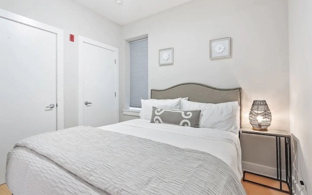 photo 2 of Perfect 2BR Graduate Hospital Condo