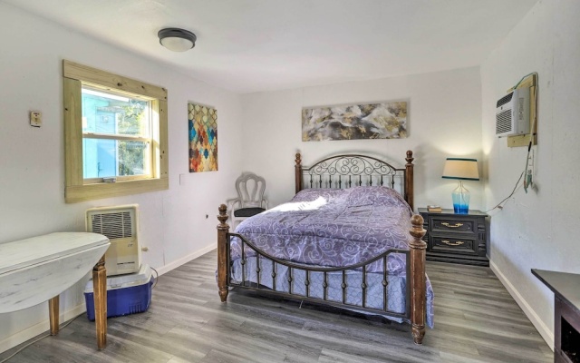 photo 4 of Pet-friendly Home w/ Deck - 6 Mi to Cocoa Village!