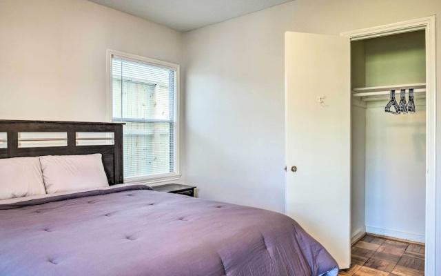 photo 4 of Pet-friendly Home w/ Patio - 3 Mi to Houston Zoo!