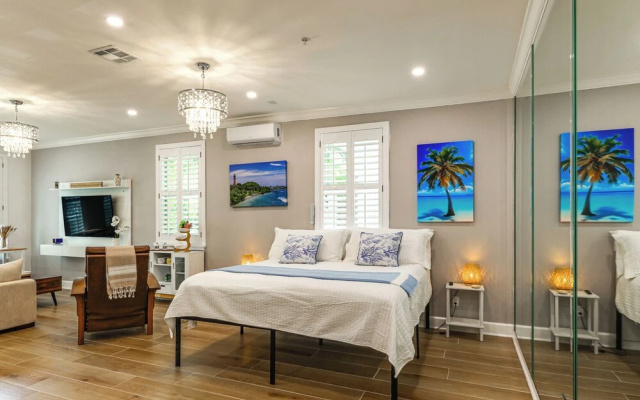 photo 3 of Pet-friendly Studio: 6 Mi to Jupiter Beach Park!