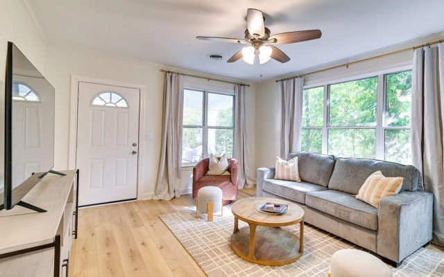 photo 3 of Centrally Located Home ~ Steps to Oxford Square!