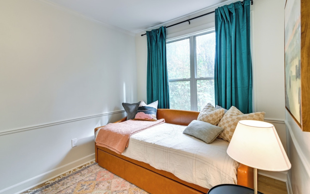 photo 5 of Centrally Located Home ~ Steps to Oxford Square!
