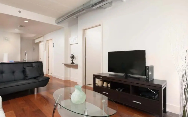 photo 5 of Philly 2br Fully Furnished Apartment 2 Bedroom Apts by RedAwning