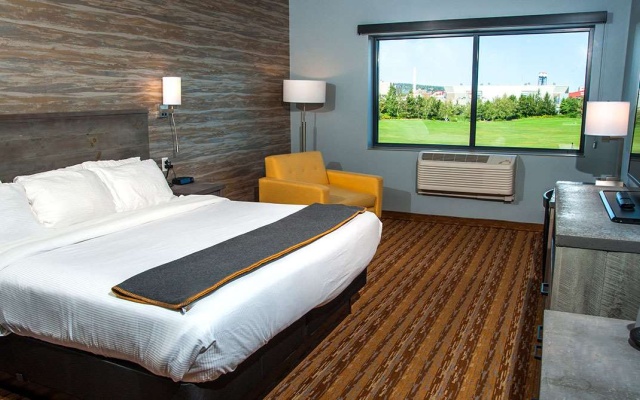 photo 4 of Pier B Resort