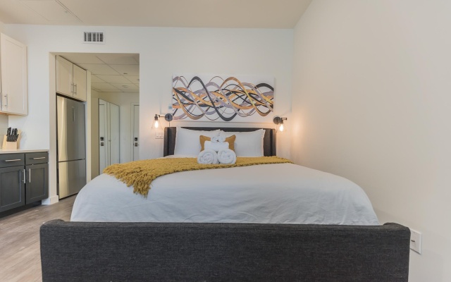 photo 5 of Pine Suite - 309