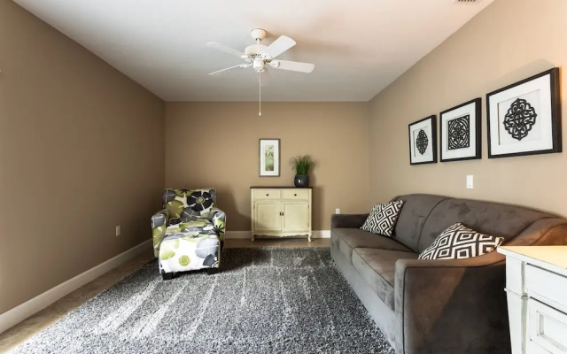 photo 3 of Pinecrafts Edge ~ 15 Minutes To Beaches ~ Sleeps 6