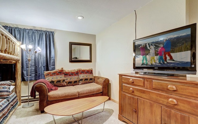 photo 3 of Pinemark Townhomes #11 3 Bedrooms 3 Bathrooms Townhouse