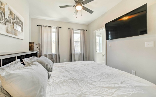 photo 3 of Pittsburgh Townhome: 1 Mi to Downtown
