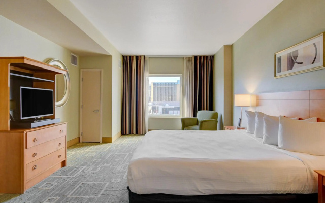 photo 4 of The Platinum Hotel