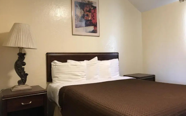 photo 4 of Relax Inn Of Medford