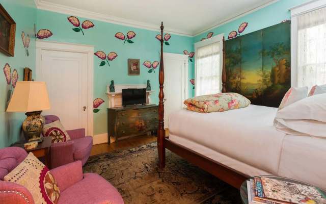photo 4 of Pomegranate Inn