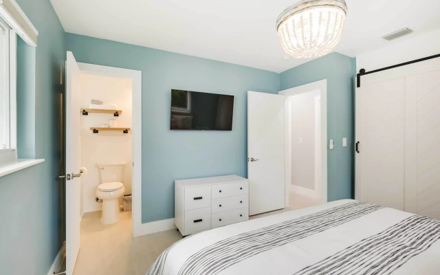 photo 3 of 1 Mi to Pompano Beach: Home w/ Patio & Pool!