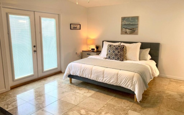 photo 3 of Pool, Hot tub, Close to Beaches, Shopping, More!